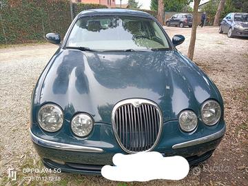 Jaguar S-TYPE 2.5 V6