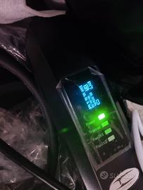 carica batterie portatile auto elettrica 