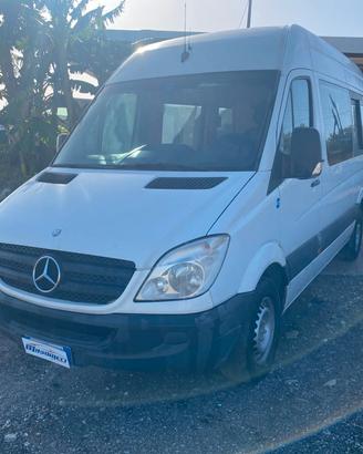 Mercedes Sprinter 310 allestimento food truck auto