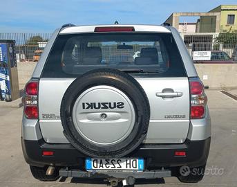 vedo suzuki G.V.