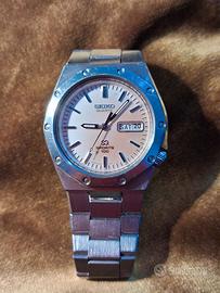 SEIKO SQ SPORT 100