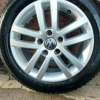 gomme kleber e cerchi il lega wolksvagen