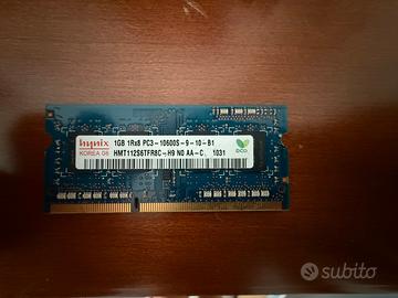 2 banchi RAM DDR3 da 1 GB