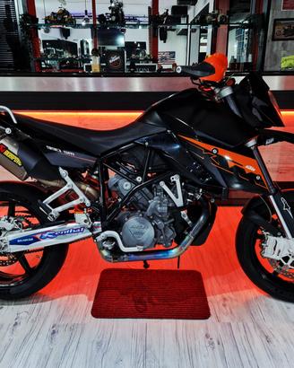 Ktm 990 SM Supermoto Black- Akrapovic System