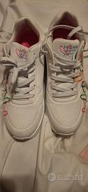 scarpe unisex taglia 40
