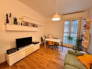 Appartamento di 100 m² con 4 locali e box auto a M