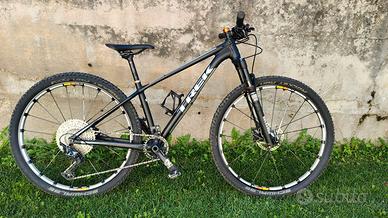 MTB Trek telaio S 27,5" + ruote e forcella 26"