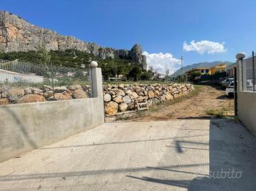 TER. AGRICOLO A CARINI