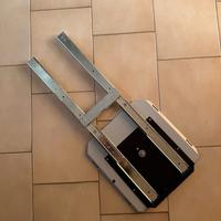 supporto TV per camper