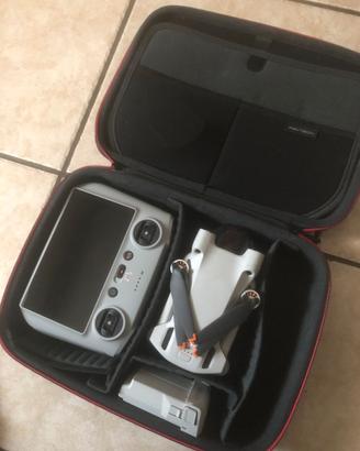 DJI Mini 3 Pro + RC schermo integrato - Come nuovo