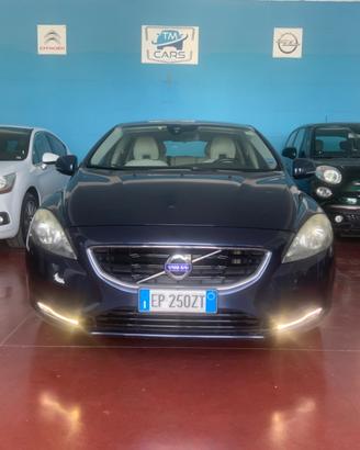 Volvo V40 D2 1.6 Momentum
