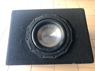 Subwoofer Magnat Destructor 1000