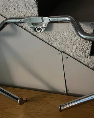 Crash bar Harley Davidson mustache (M8)