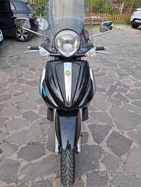 Piaggio beverly tourer