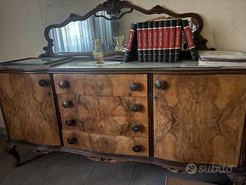 Credenza con specchio