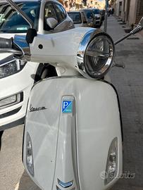 Vespa 50 LX