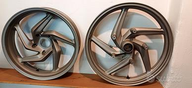 cerchi lega BMW R1200GS