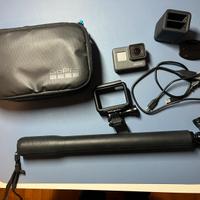 GoPro Hero 2018 (non funzionante) + Accessori