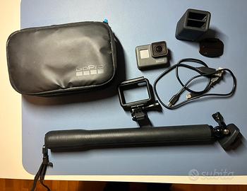 GoPro Hero 2018 (non funzionante) + Accessori