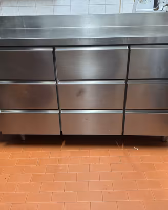 Attrezzature bar ristorante gelateria usate