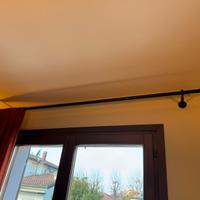 Lampadario applique bastone tende