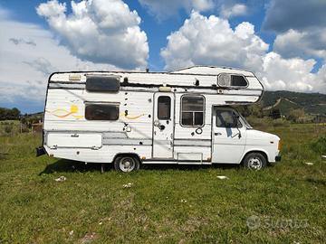 Camper da finire di restaurare