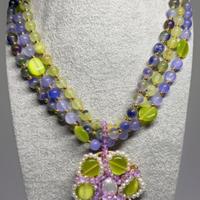 Collana artigianale in pietra naturale