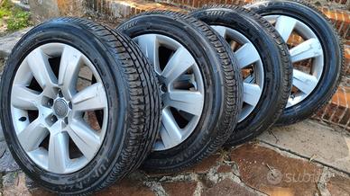 4 pneumatici Bridgestone 225/55 ZR 17 cerchi lega