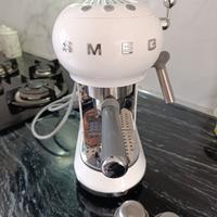 macchina caffè cialde e polvere smeg