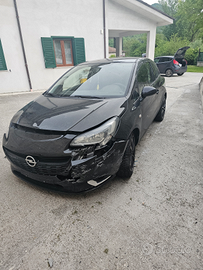 Opel corsa E 1.4 2016 black edition incidentata