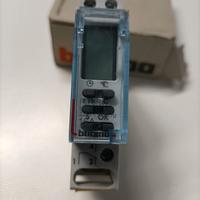 Interruttore orario settimanale 