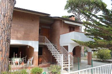 Principina a mare villa oliveta trilo primo piano