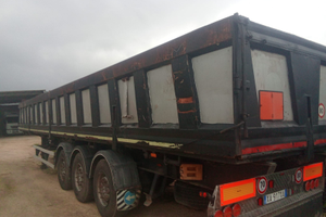 Semirimorchio vasca Adige L 13.60 trilaterale