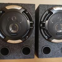 Amplificatore con Coppia di altoparlanti