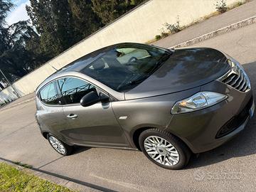 Lancia yosilon GPL