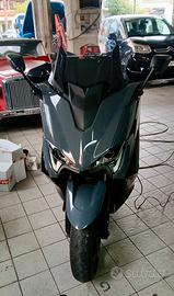 Yamaha T-Max 560 Tech Max (2021)