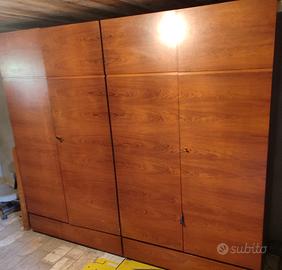 armadio in legno palissandro 