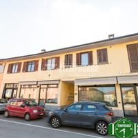 3 LOCALI CON BOX DOPPIO IN CENTRO