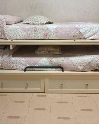 Letto a castelln con scala compreso di materasso