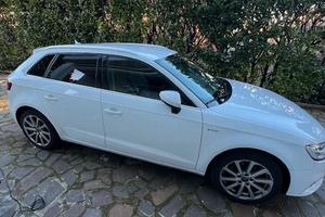 AUDI A3 G-TRON SPORTBACK BIANCA