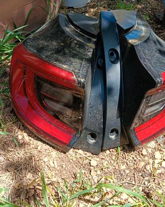 Fanali posteriori Yaris 2025