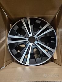 cerchio in lega mercedes A2134015100