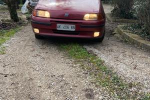 Auto anno 1996 benzina gpl