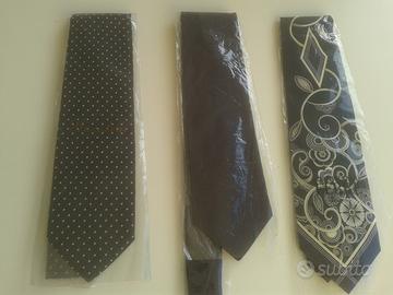 Cravatte ST George, Valentino, Ferrè nuove