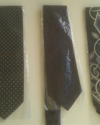 Cravatte ST George, Valentino, Ferrè nuove