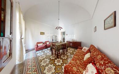 Casa indipendente a Muro Leccese 5 locali