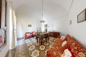 Casa indipendente a Muro Leccese 5 locali