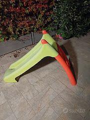 Casetta giocattolo e scivolo