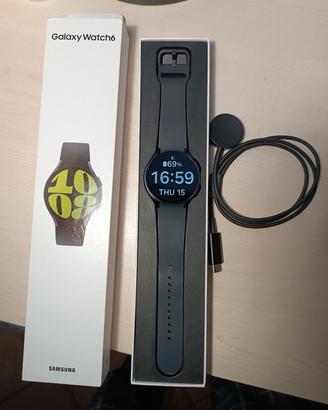 Samsung Galaxy Watch6 44mm m/l prezzo trattabile.