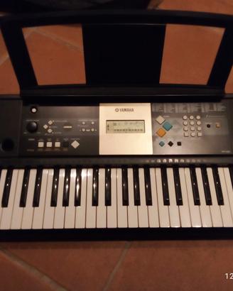 Yamaha ypt-220